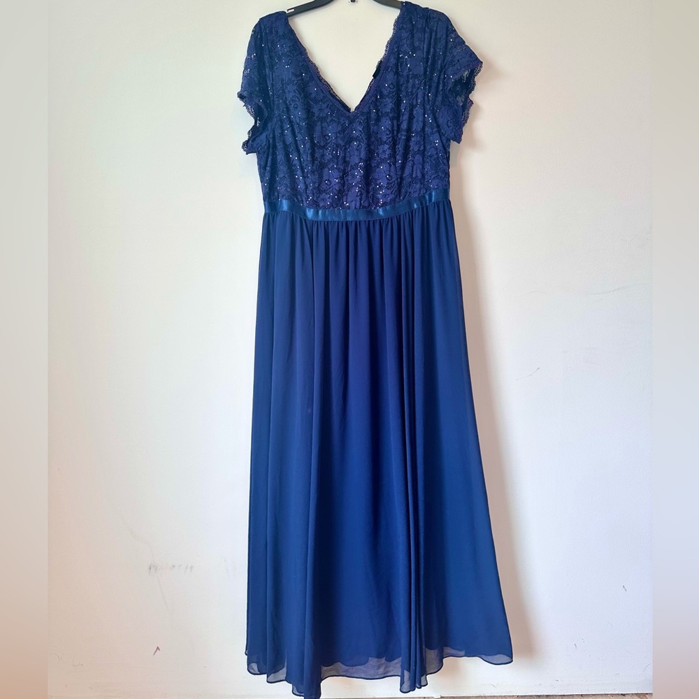 Torrid Special Occasion Gown Navy Sequin & Lace Chiffon - Picture 3 of 9
